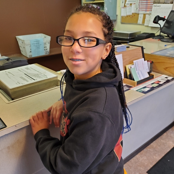 Fabulous Pre-Loved and New Clothing - Picture 1 of 3